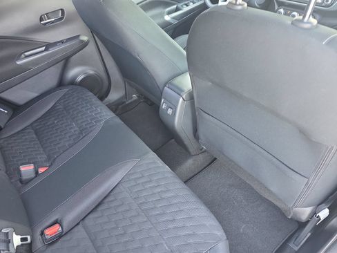 Used 2023 Nissan Kicks SV FWD image 11
