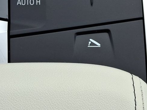 New 2026 BMW X1 xDrive28i w/ Technology Package image 16