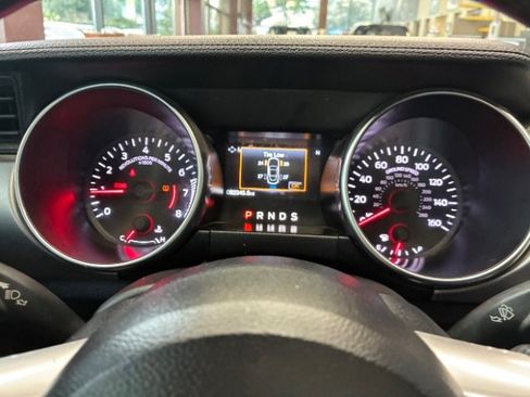 Used 2019 Ford Mustang Premium RWD image 20