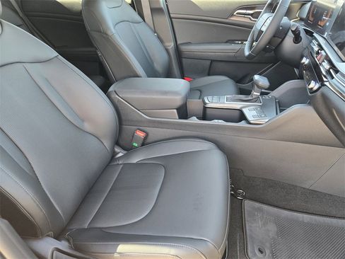 New 2026 Kia Sportage EX image 10