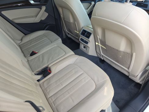 Used 2018 Audi Q5 2.0T Premium Plus image 11
