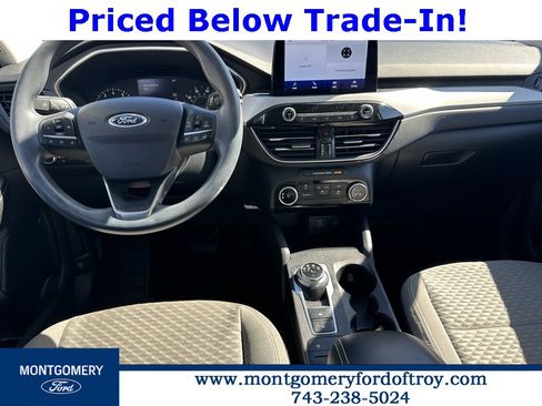Used 2022 Ford Escape SE image 4