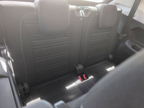 Used 2024 Volkswagen Tiguan S image 29