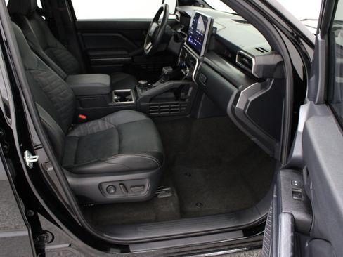 Used 2025 Toyota 4Runner TRD Sport Premium AWD/4WD image 40