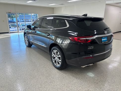 Used 2018 Buick Enclave Avenir w/ Avenir Technology Package image 7