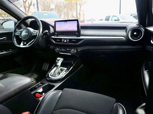 Used 2022 Kia Forte GT-Line w/ GT-Line Premium Package image 36