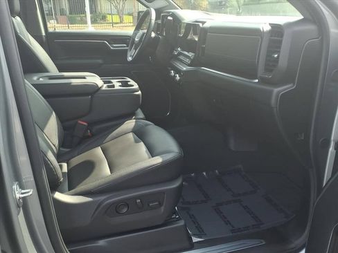 Used 2026 GMC Sierra 1500 SLT AWD/4WD image 21
