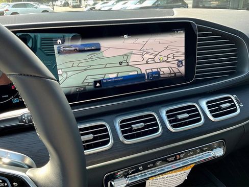 New 2026 Mercedes-Benz GLS 450 4MATIC image 7