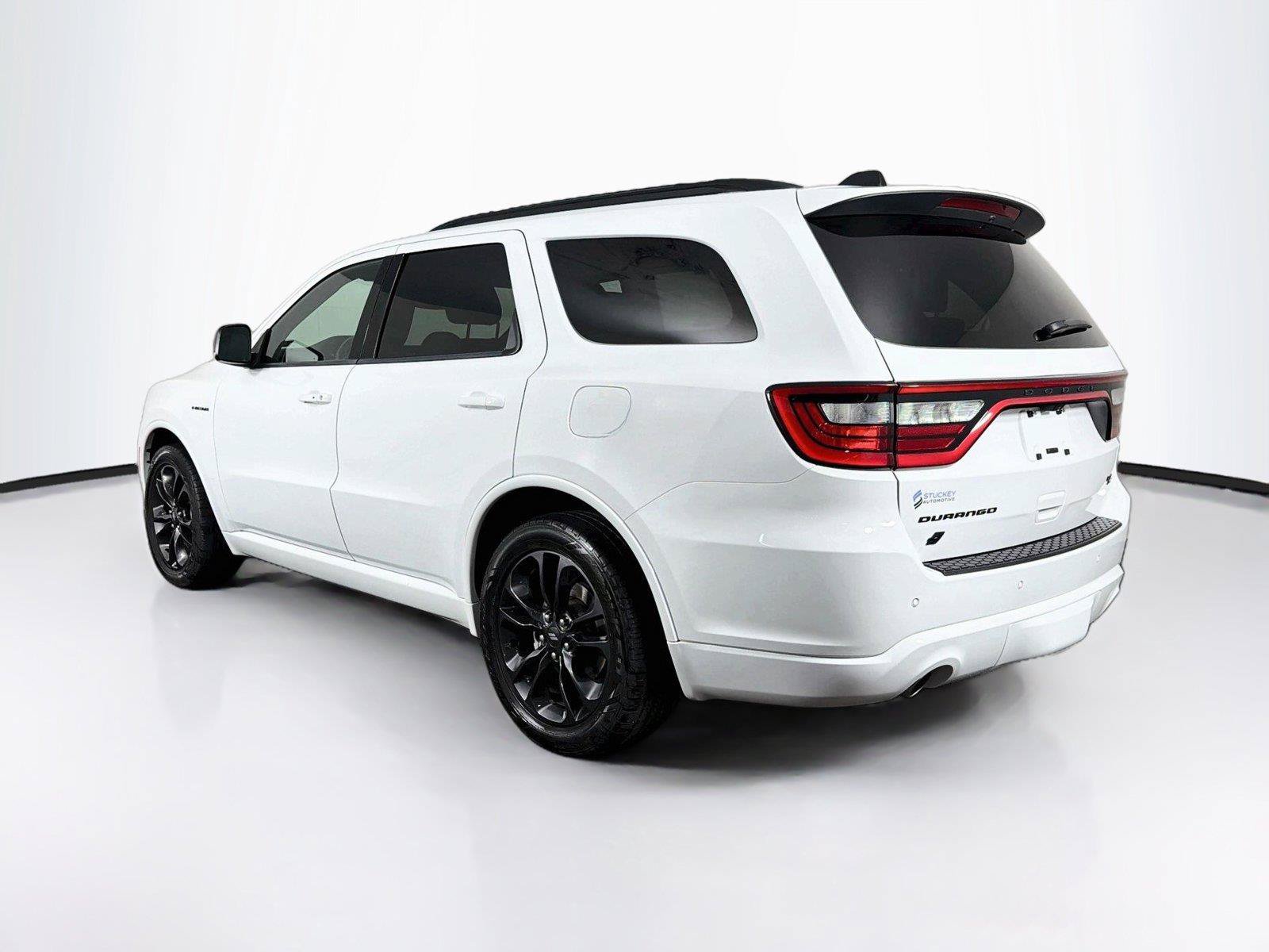 Used 2023 Dodge Durango R/T AWD/4WD image 9