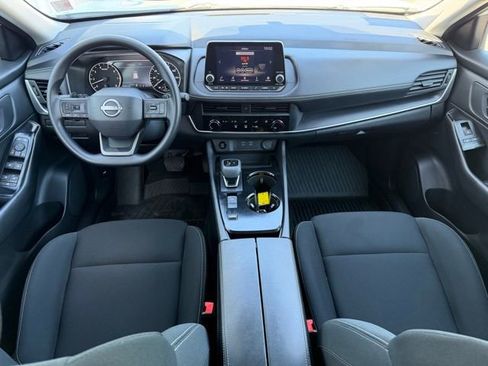 Certified 2025 Nissan Rogue S FWD image 2