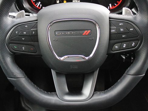 Used 2025 Dodge Durango GT AWD/4WD image 16