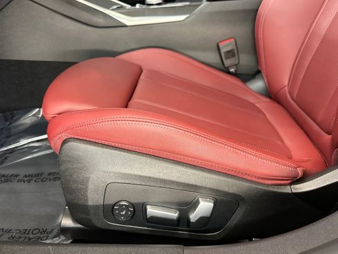 Used 2023 BMW 330i Sedan w/ M Sport Package RWD image 14
