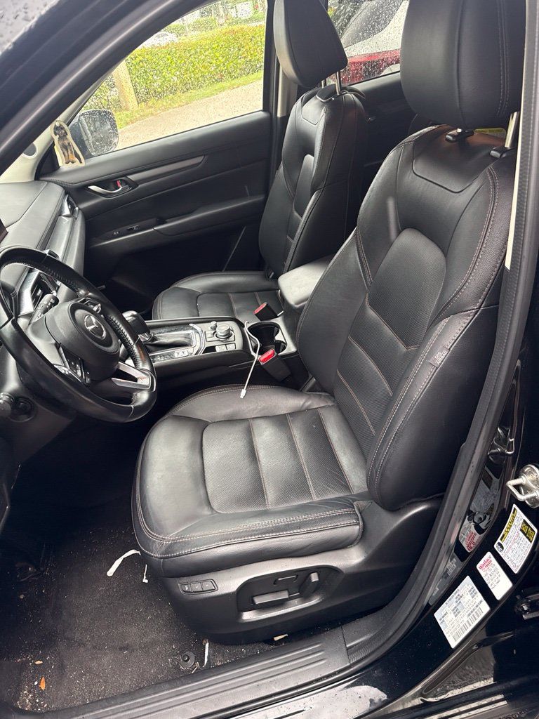 Used 2021 MAZDA CX-5 Touring w/ Touring Preferred SV Package FWD image 4