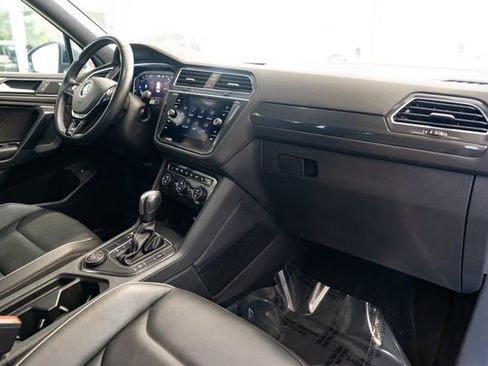 Used 2021 Volkswagen Tiguan SEL Premium R-Line w/ 3rd Row Seat Package AWD/4WD image 29
