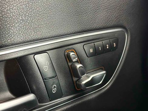 Used 2018 Mercedes-Benz CLA 250 image 38