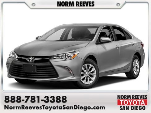 Certified 2017 Toyota Camry XLE image 1