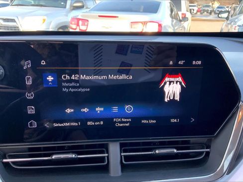 Used 2025 Chevrolet Trax LT image 31