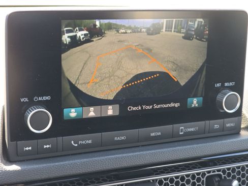 Used 2025 Honda Civic Sport image 4