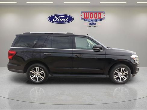 Used 2024 Ford Expedition Limited AWD/4WD image 2