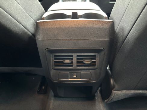 Used 2024 GMC Canyon Elevation w/ Trailering Package image 27