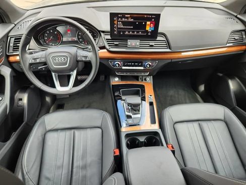 Used 2023 Audi Q5 2.0T Premium w/ Convenience Package AWD/4WD image 24