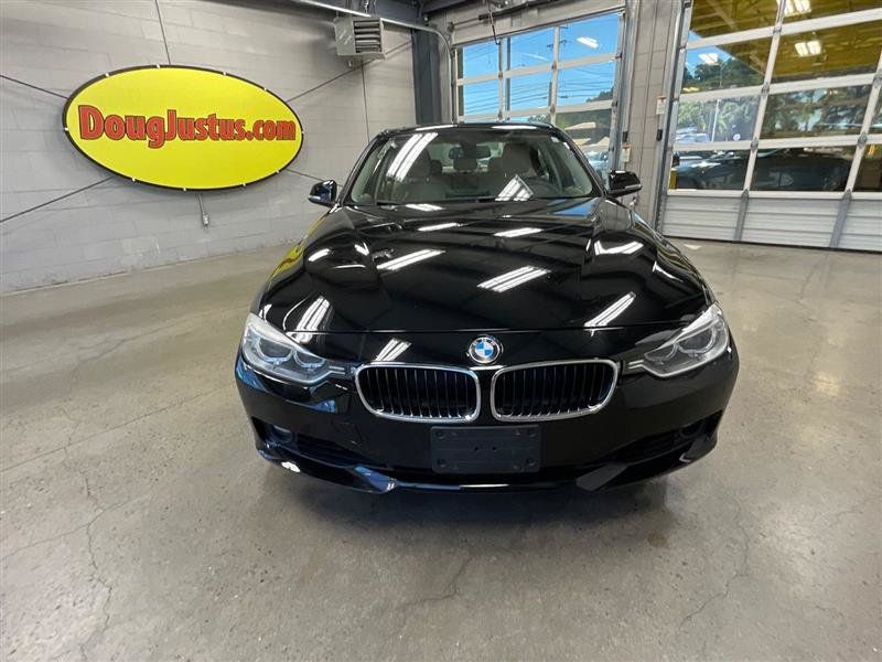 Used 2015 BMW 335i xDrive Sedan w/ Premium Package AWD/4WD image 8