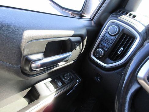 Certified 2019 Chevrolet Silverado 1500 LT w/ All-Star Edition AWD/4WD image 27