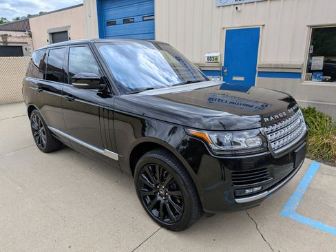 Used 2017 Land Rover Range Rover HSE AWD/4WD image 12