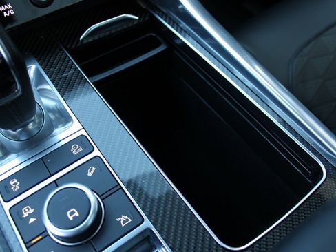 Used 2022 Land Rover Range Rover Sport SVR image 37