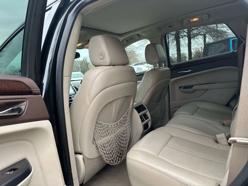 Used 2016 Cadillac SRX Luxury image 14