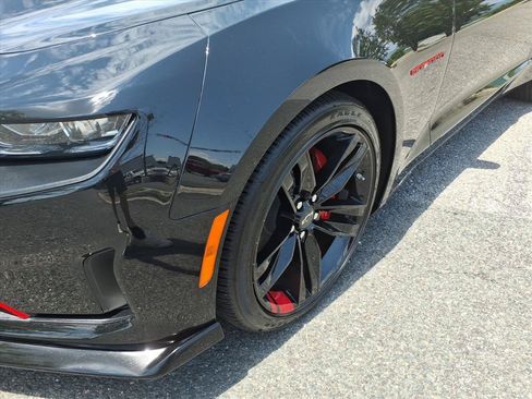 Used 2023 Chevrolet Camaro LT w/ Redline Edition RWD image 8