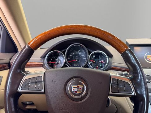 Used 2011 Cadillac CTS Premium RWD image 18