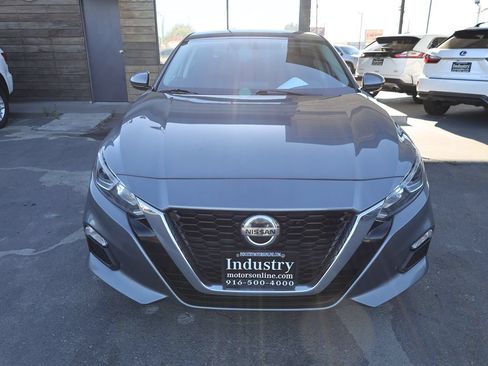 Used 2020 Nissan Altima 2.5 S FWD image 3