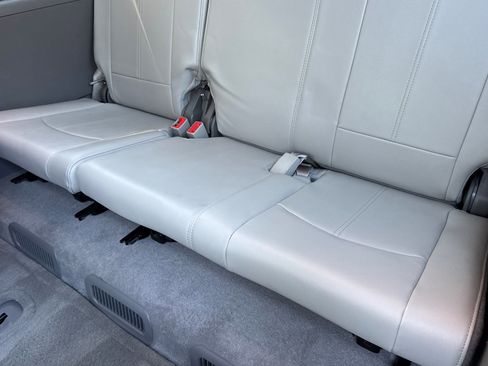 Used 2016 Chevrolet Traverse LT image 33