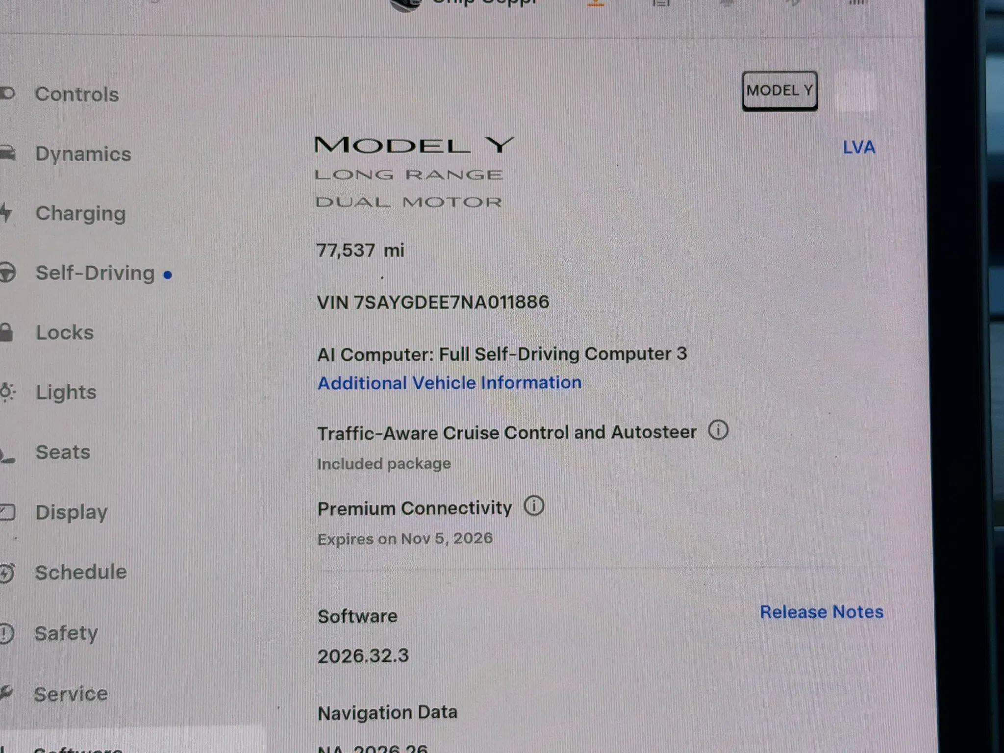 Used 2022 Tesla Model Y Long Range AWD/4WD image 3