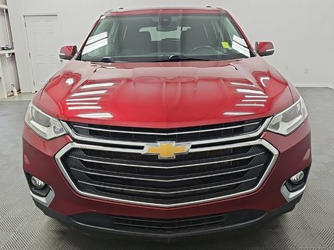 Used 2020 Chevrolet Traverse LT FWD image 4