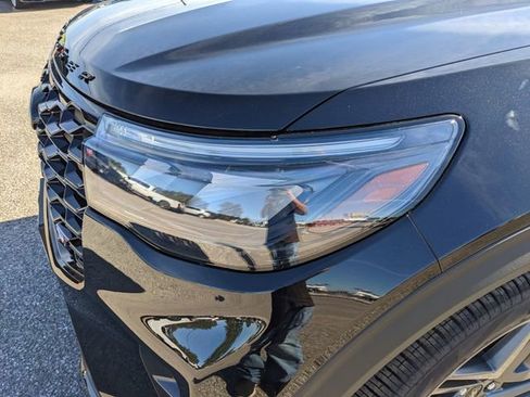 New 2026 Ford Explorer ST w/ Sun And Sound Package image 9