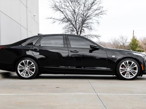 Used 2018 Cadillac CT6 Platinum image 7