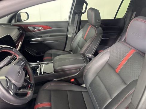 Used 2024 Chevrolet Traverse RS AWD/4WD image 30