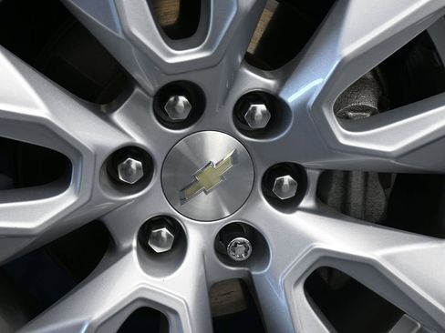 Used 2019 Chevrolet Silverado 1500 Custom w/ Custom Value Package image 29