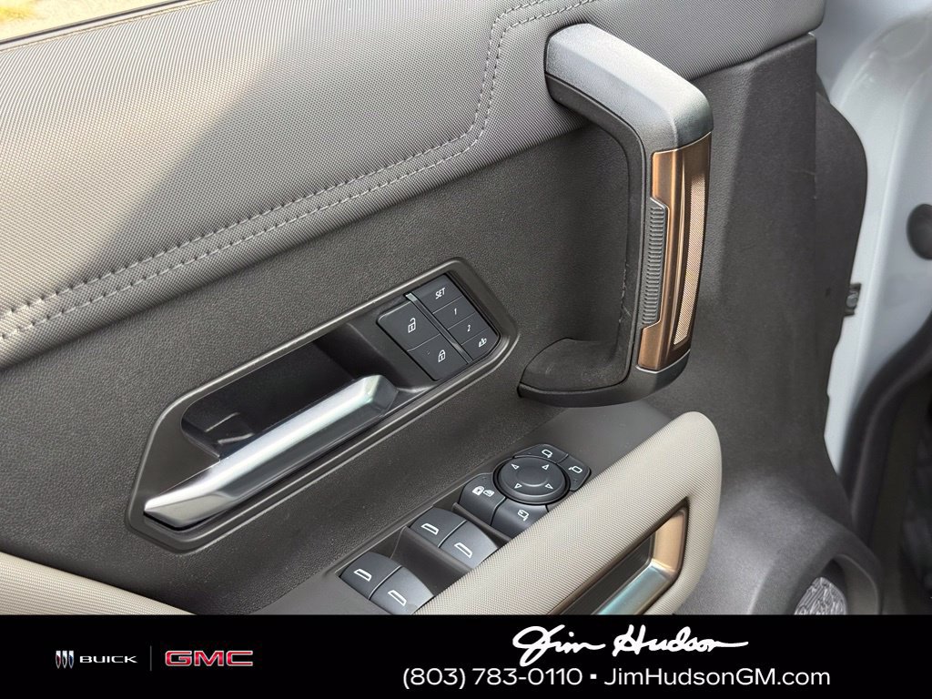 Certified 2025 GMC Hummer EV 3X AWD/4WD image 23