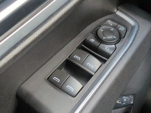 Used 2025 GMC Sierra 1500 SLT RWD image 22