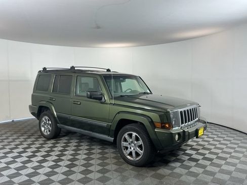 Used 2007 Jeep Commander Sport AWD/4WD image 3