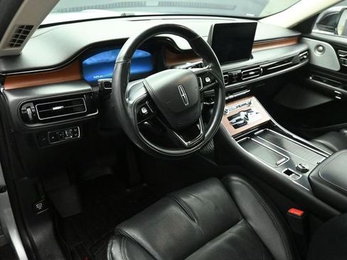 Used 2020 Lincoln Aviator Reserve w/ Equipment Group 201A image 9