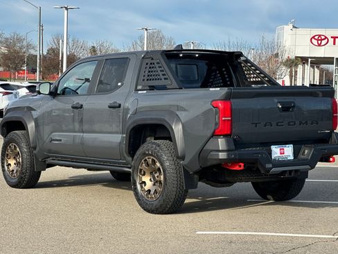Certified 2024 Toyota Tacoma Trailhunter image 6