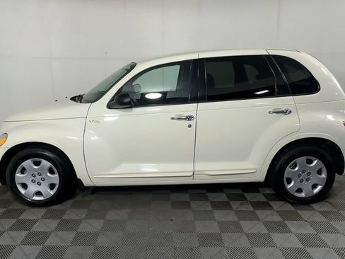 Used 2004 Chrysler PT Cruiser FWD image 5