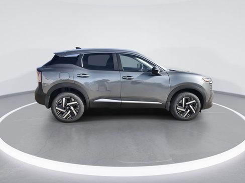 New 2026 Nissan Kicks SV FWD image 9