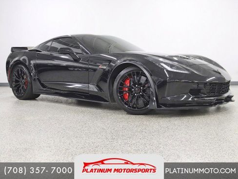 Used 2015 Chevrolet Corvette Z06 w/ 3LZ Preferred Equipment Group image 1