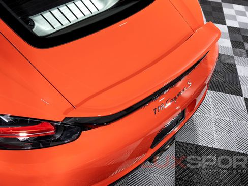 Used 2018 Porsche 718 Cayman S image 73