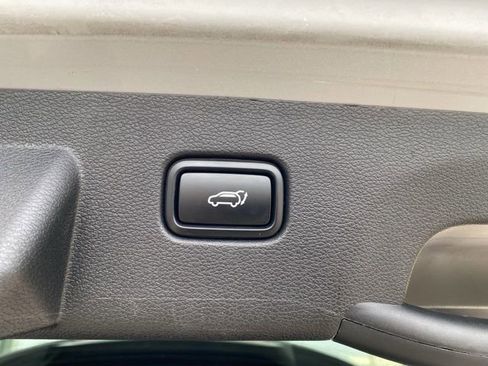 Used 2024 Kia Sportage SX image 5